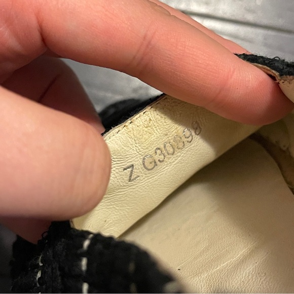 CHANEL Classic Tweed Patent Cap Toe CC Logo Espadrilles Flats Shoes 36 - Picture 9 of 9